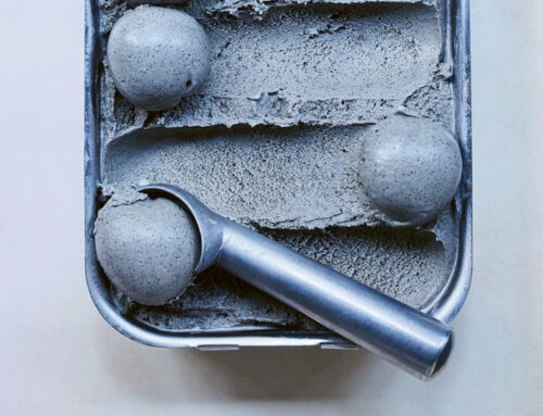 Glace au sésame noir : Black Ice